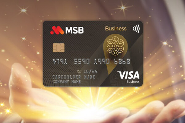 Chú ý đến lãi suất cũng như thời gian thanh toán khi dùng thẻ tín dụng để tránh phát sinh