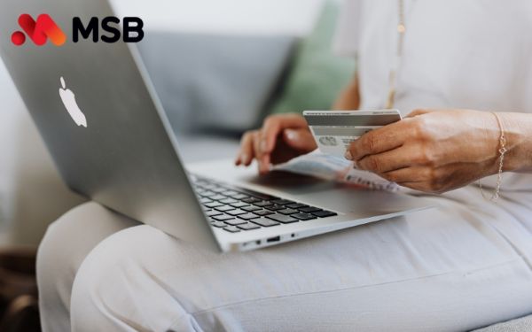  Thẻ ngân hàng cho doanh nghiệp là gì? 